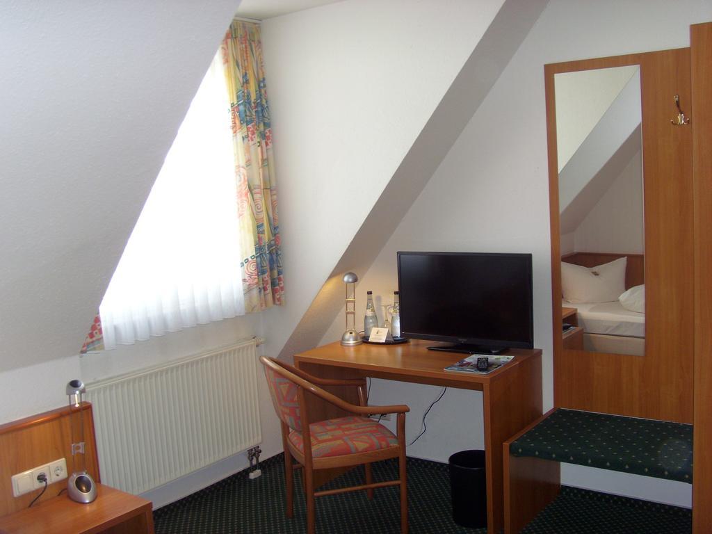 Hotel&Restaurant Engel Herbertingen Kamer foto