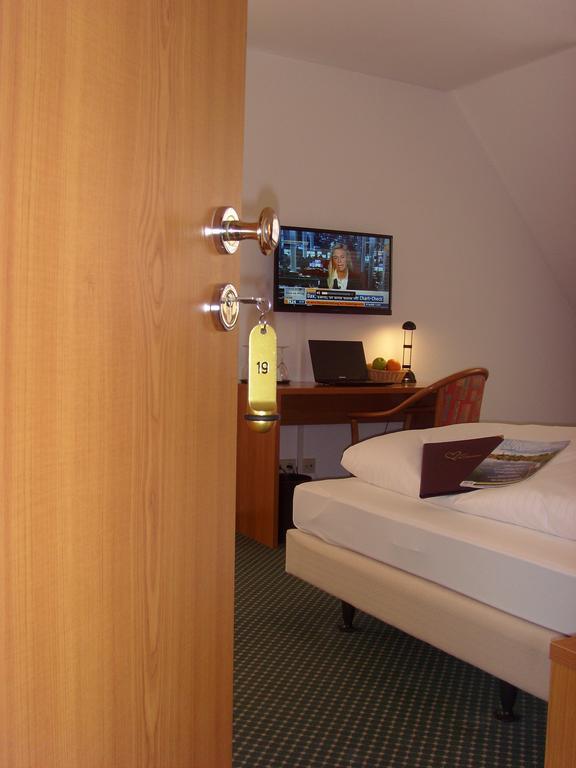 Hotel&Restaurant Engel Herbertingen Kamer foto